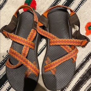 orange patterned chacos!!